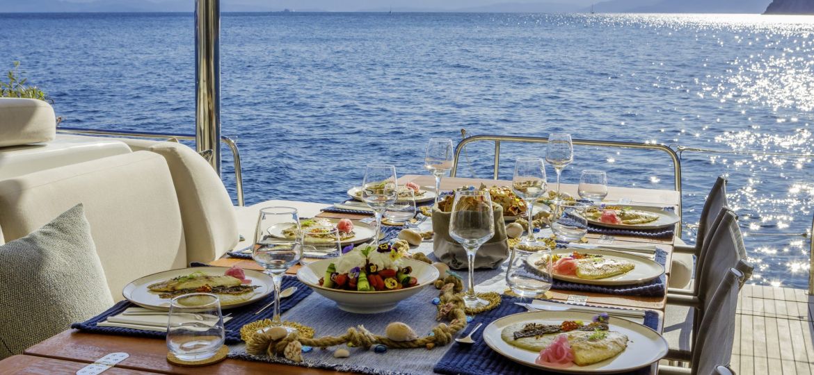 Private Charter Luxury Menu