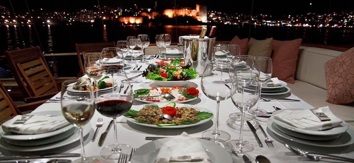 Private Charter Deluxe Menu